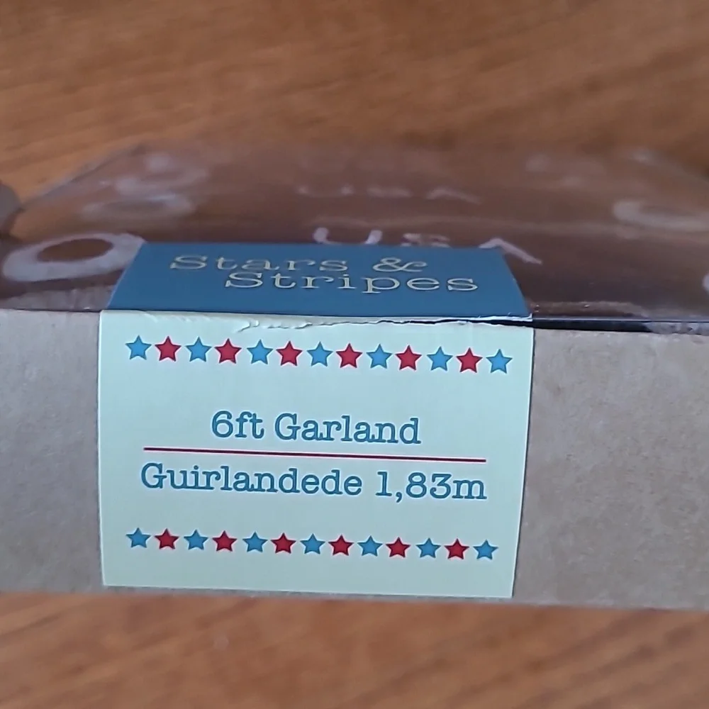New - Fabric Patriotic Garland